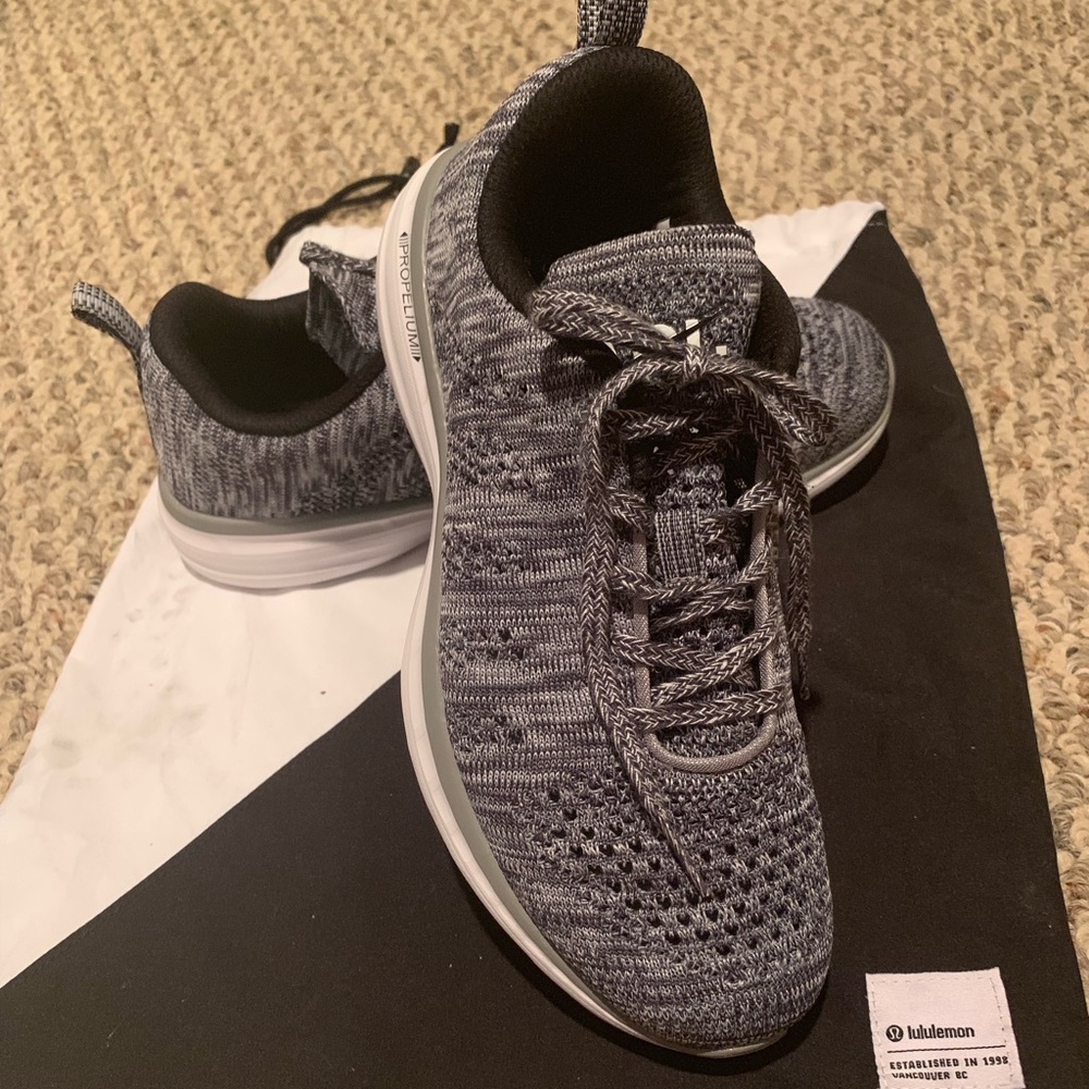 APL TechLoom Pro Sneakers in Heathered Gray